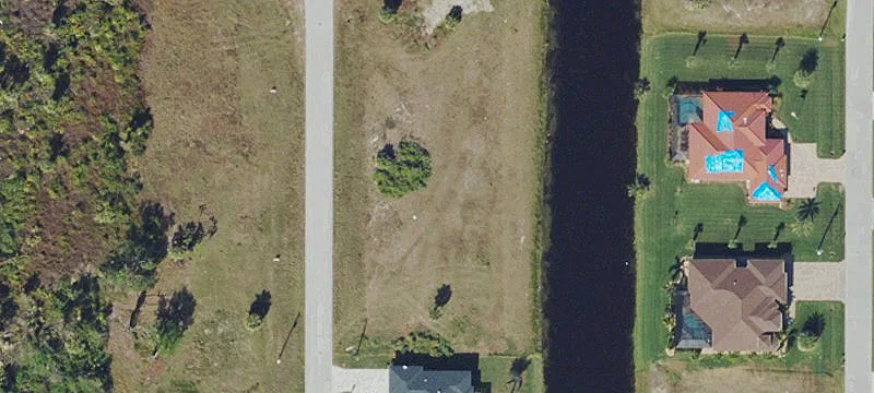 Cleared Canal-Front Homesite in Rotonda