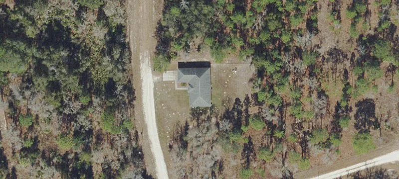Spacious Corner Lot in Brooksville