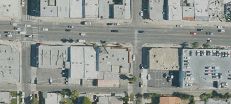 Melrose Avenue Two-Story Retail Space