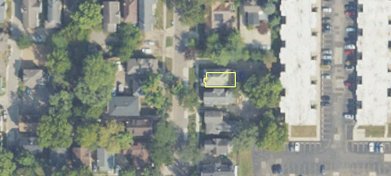 Five-Unit Building in Vine Neighborhood