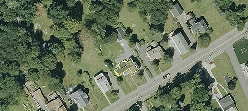 Spacious Avon Multifamily Home