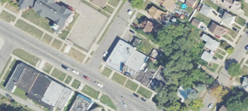 Retail Building in High-Traffic Location