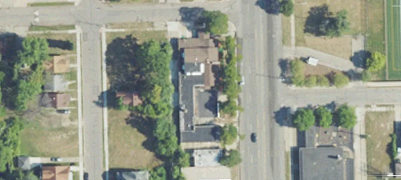 Versatile Commercial Facility on Van Dyke