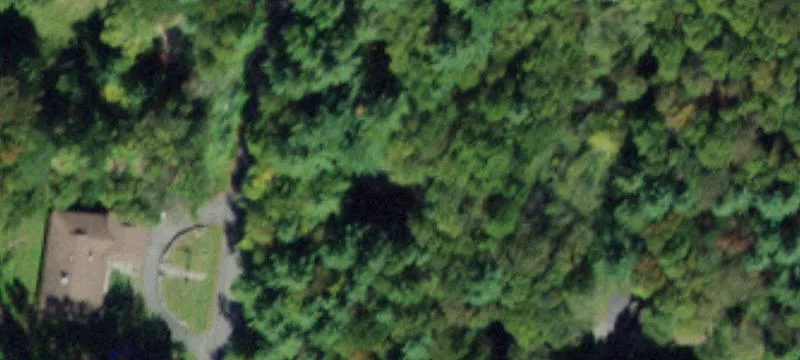 Buildable Lot Near Swinging Bridge