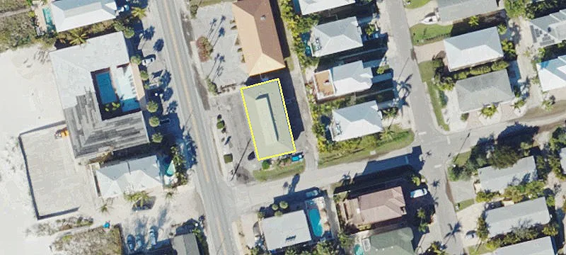 Commercial Space on Gulf Drive
