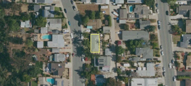 Charming Duplex in Desirable Neighborhood