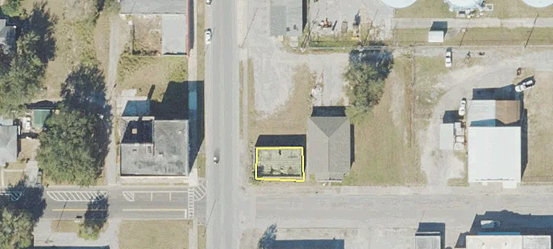 Prime Corner Lot in Lake Wales
