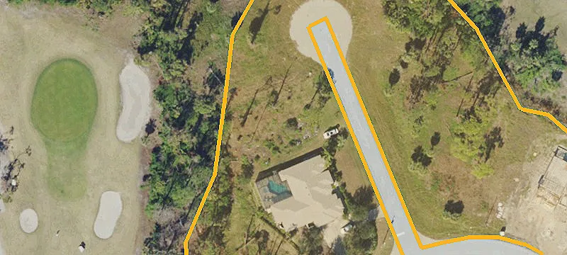 Vacant Lot in Quiet Cul-de-Sac