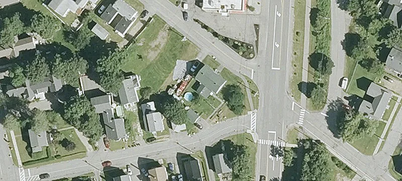 Two-Unit Townhouses Near Downtown