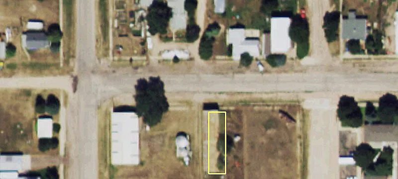 Spacious Arriba Property with Morton Building