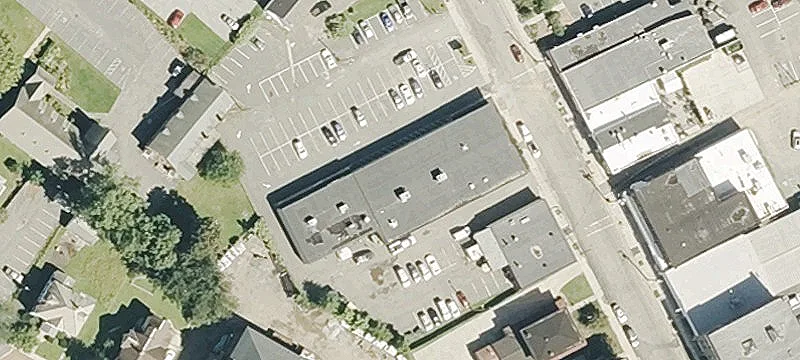 Downtown Storefront with Ample Parking