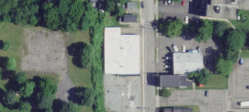 Palmyra Commercial Building for Lease