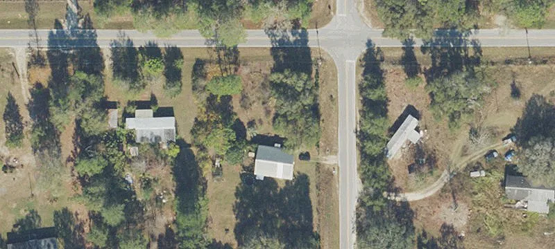 Corner Lot in Trenton, Florida