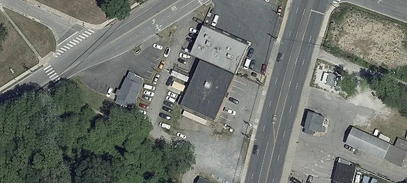 C3-Zoned Commercial Building For Rent