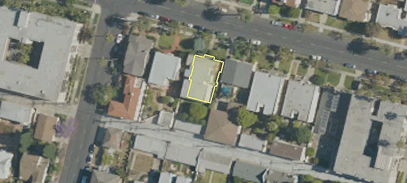 Prime Area Fourplex in Long Beach