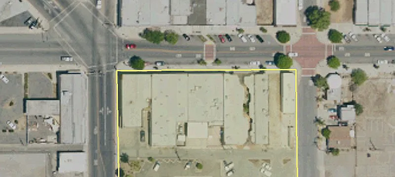 Mixed-Use Building in San Jacinto