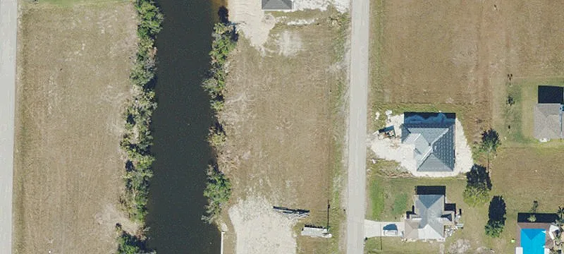 Waterfront Lot in Cape Coral