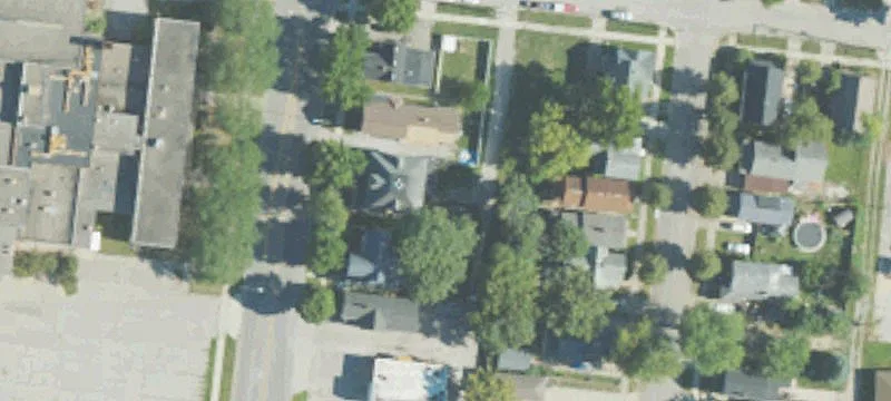Refurbished Duplex Near Downtown