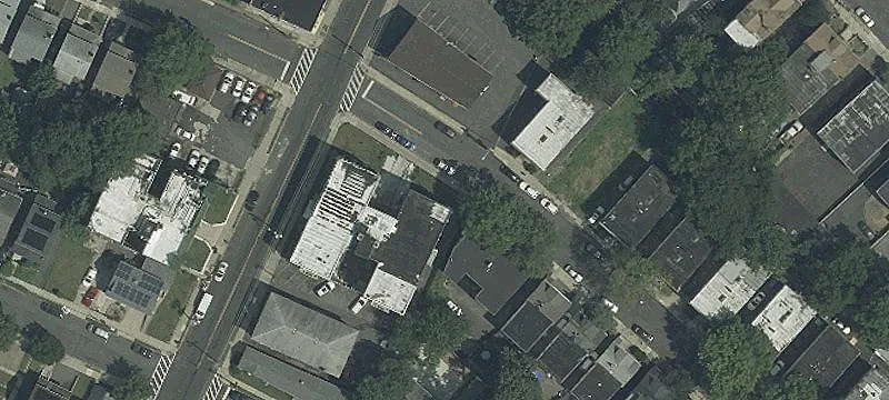 Newark Apartment Near Transportation