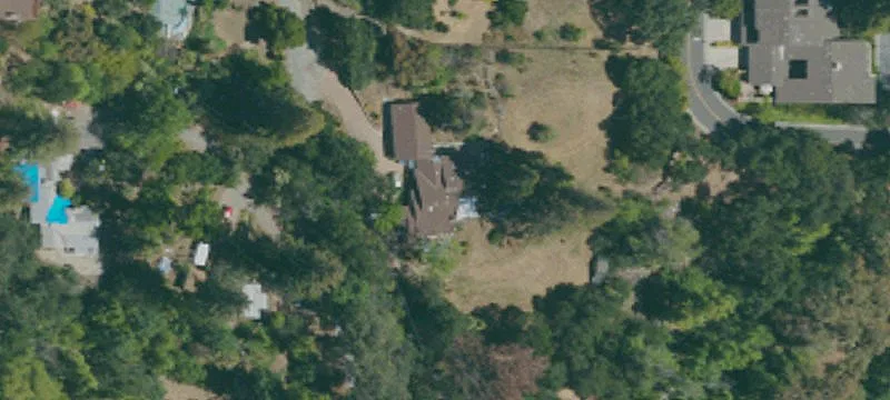 Saratoga Land with Water Tank