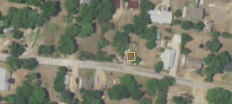 Land For Sale in Luling