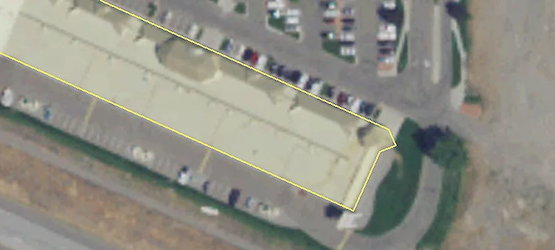 7,400 SF Retail End Cap