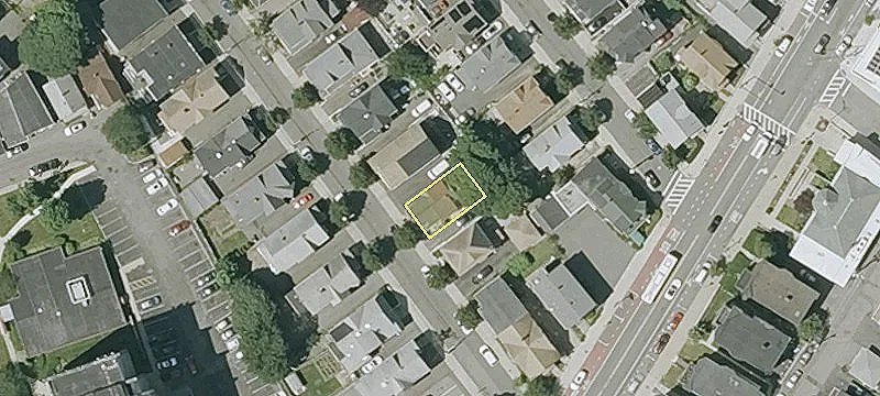 Everett Three-Family Investment Opportunity