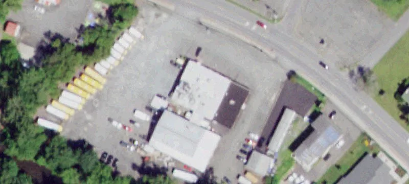 Retail and Truck Repair Facility