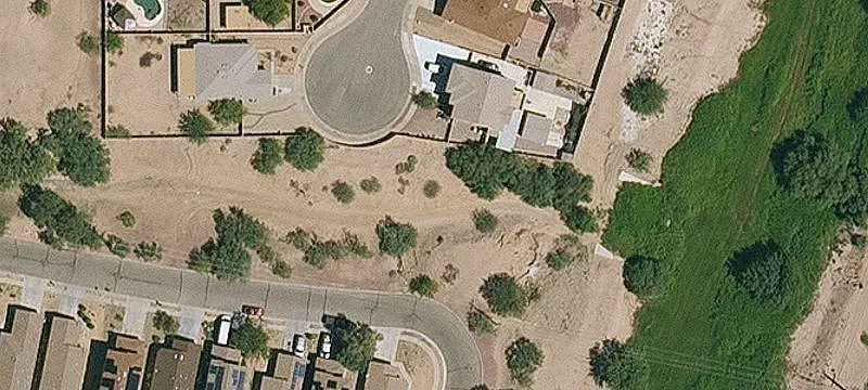 Commercial Land Near Retail Hub