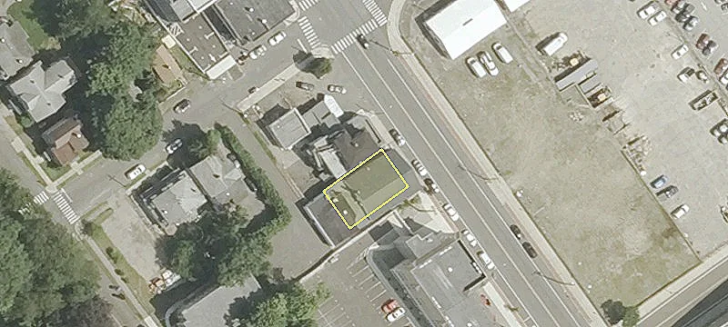Downtown Retail Space Available