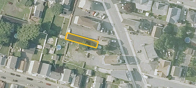 169 Stafford Rd, Fall River, MA 02721