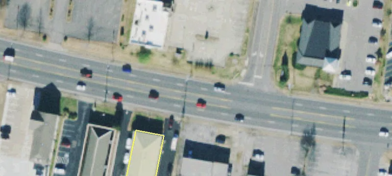 Retail Space in Publix-Anchored Center