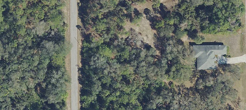 Large Lot Near Major Roads