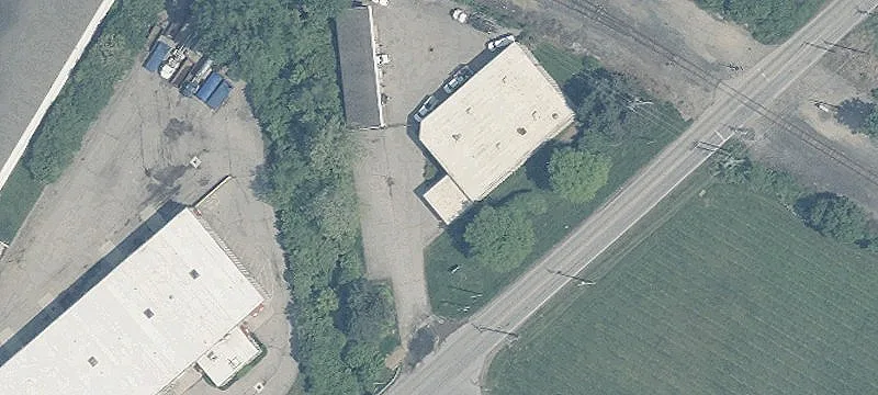 Flex Space with Fenced Yard
