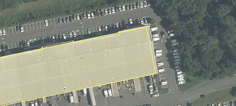Multi-Tenant Industrial Building For Rent