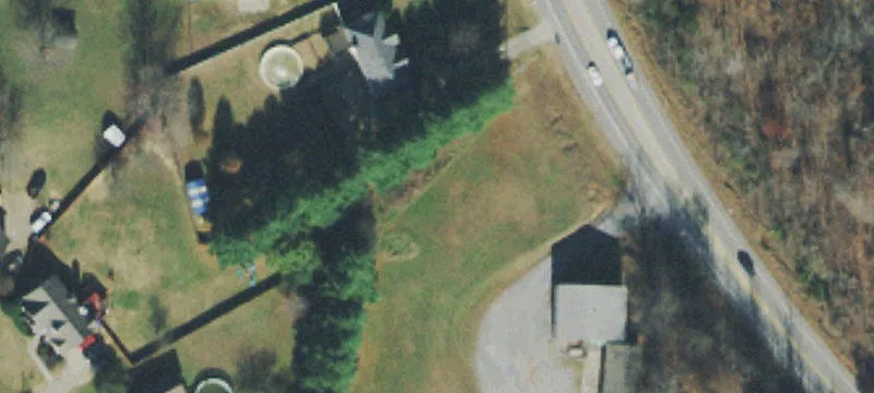 Commercial Land on Raymond Hirsch
