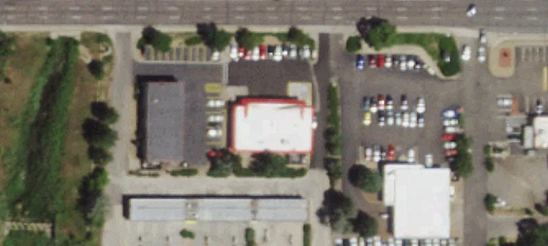 Automotive Building with Four Bays