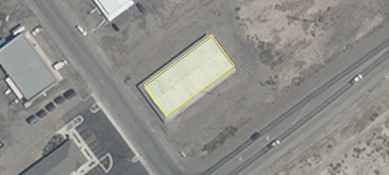 High-Visibility Commercial Building For Sale