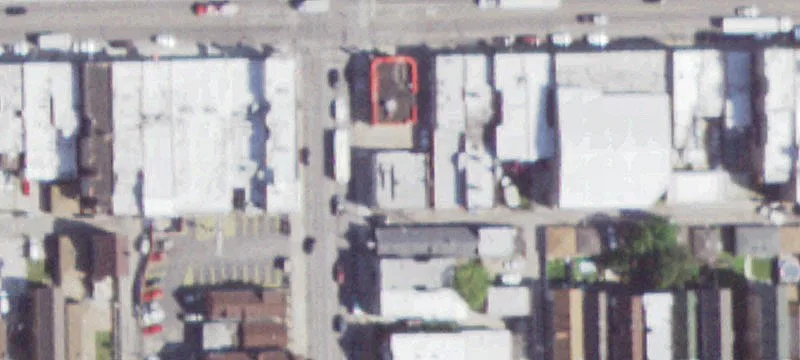 Freestanding Building on California Avenue