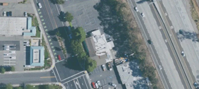 Freestanding Restaurant Building on Large Lot