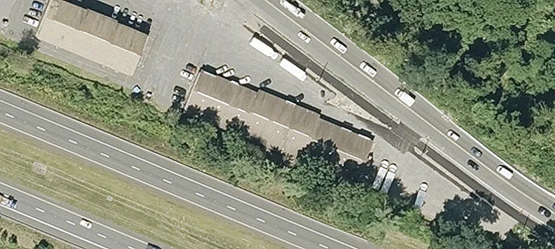 Visible Storefront Space For Rent
