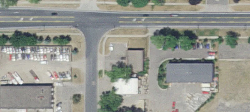 Auto Shop with Ample Parking