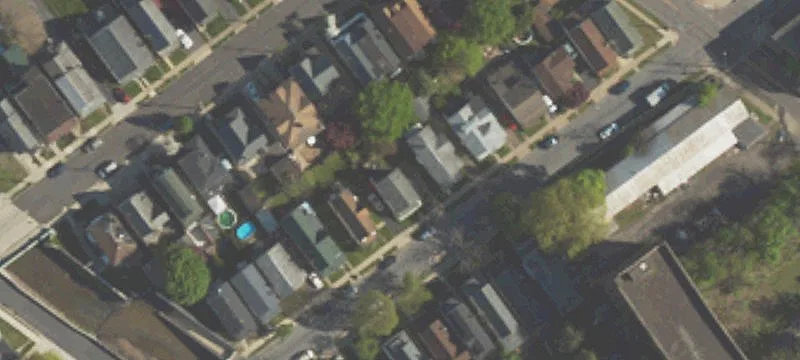 Versatile Building on Fenced Lot