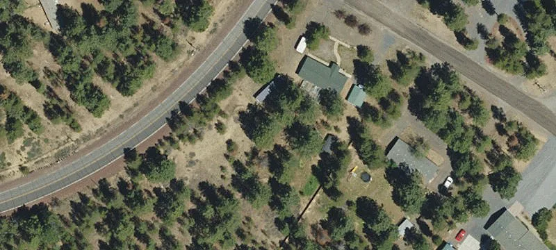 La Pine Acreage with Shop