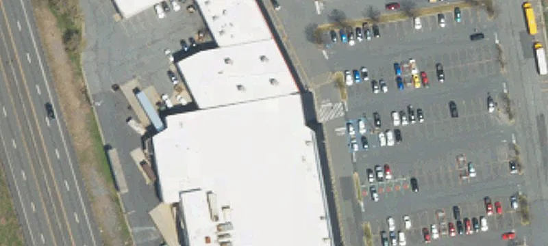 Giant-Anchored Shopping Center For Sale