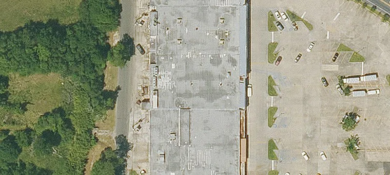 High-Traffic Retail Space Available