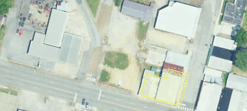 Commercial Land with High Visibility