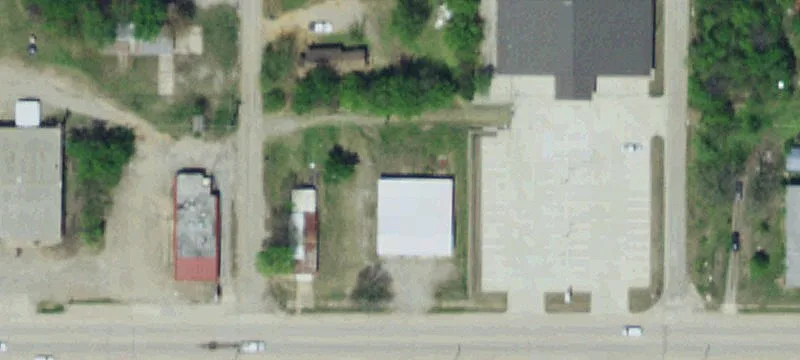 Versatile Warehouse Building on Main