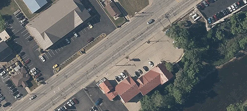 Versatile Commercial Storefront in Cuyahoga