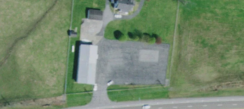 Versatile Commercial Building on Highway 11W